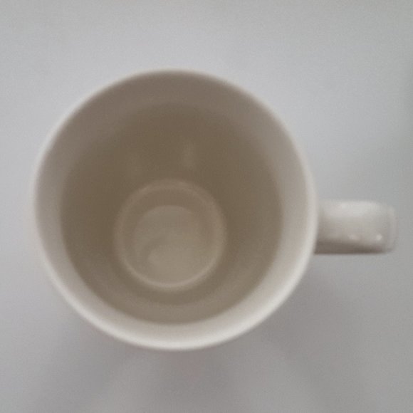 NEW RARE Pottery Set of 4 Pottery Barn Nostalgic Santa Mugs 10.75 OZ Stoneware - Picture 8 of 11